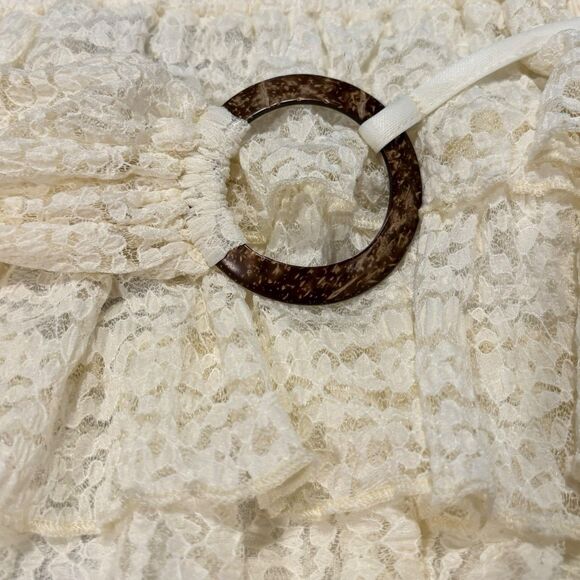 PrettyLittleThing Cream Lace Ruffle Mini Skirt Ring Detail Y2K Boho Preppy 4 - Picture 2 of 6